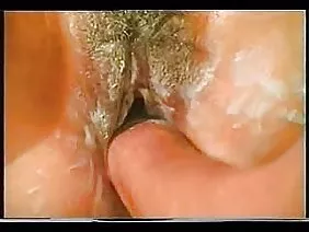 La star du porno Tory Black profite d'une paire de phallus noirs