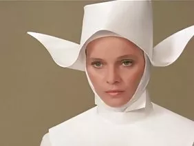 Il a jeté le gars et a décidé de le rendre jaloux avec l'aide de son demi-frère, le frère baise sa sœur à la maison et l'enlève