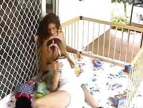 Mari perdolit cul jeune maîtresse comme soudainement femme