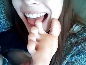 Aventure anale avec leggings bas