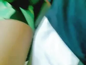 Jeune mannequin porno dans toute sa splendeur montrera ses seins et son cul élastique