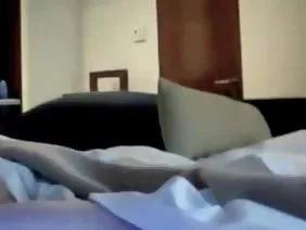 La bite aide à faire face aux expectorations entre les jambes