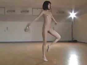 Deux poupées délicieuses pour votre petit ami