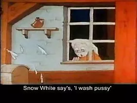 Jeune femme allemande baise son entraîneur sur le canapé