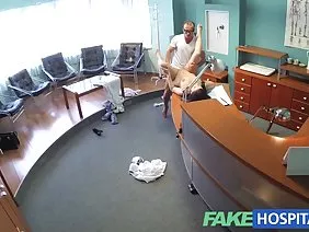 Phallus noirs au lieu de plug anal