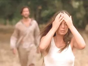 Jolie patronne et son subordonné nègre