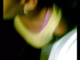 La chienne insatiable et pleurnicheuse déchira sans ménagement tous les trous