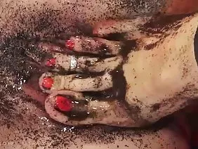 Jeune blonde gémissante profonde perdol anal dur