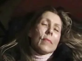 Une sélection d'orgasmes féminins passionnés dans différents types de baise