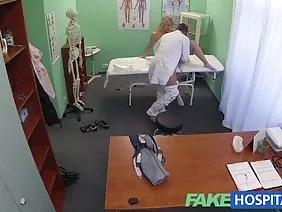 Plus il y a d'hommes, mieux c'est pour les stars du porno