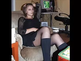 Une blonde mature en bas se fait enculer par un mec intéressé